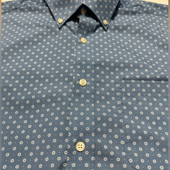 Croft & Barrow Shirt Mens Blue & White Floral Short Sleeve Button Up Shirt Small - Picture 9 of 15